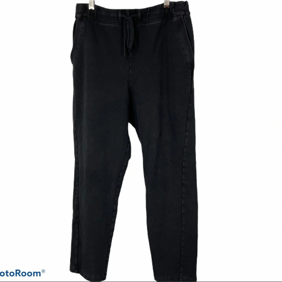 lululemon athletica Pants - Lululemon black joggers elastic waist Med